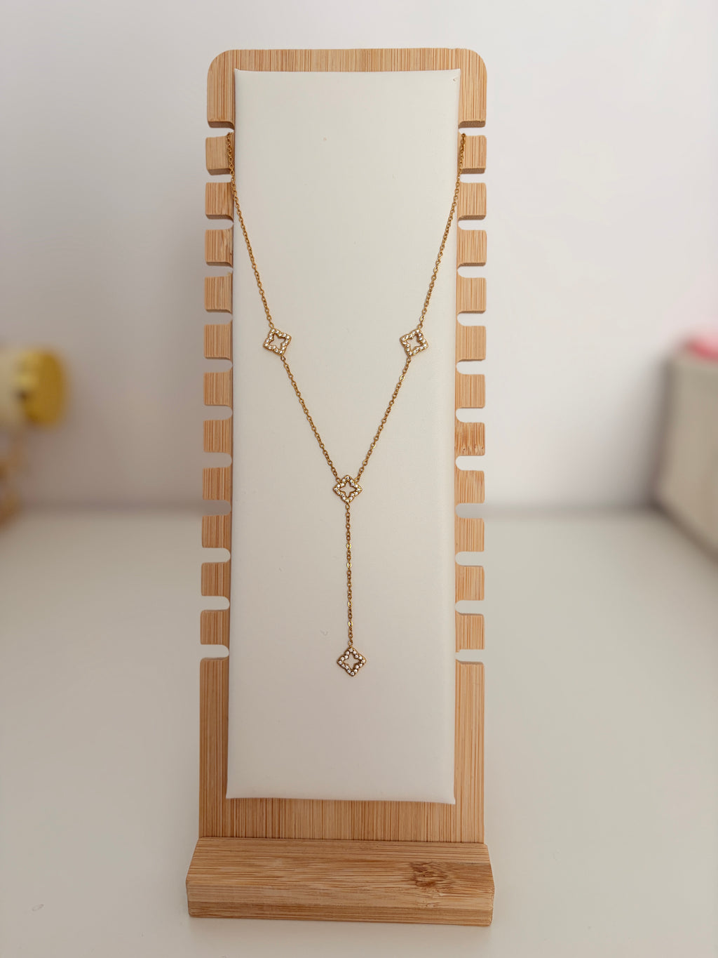 Collier Elena