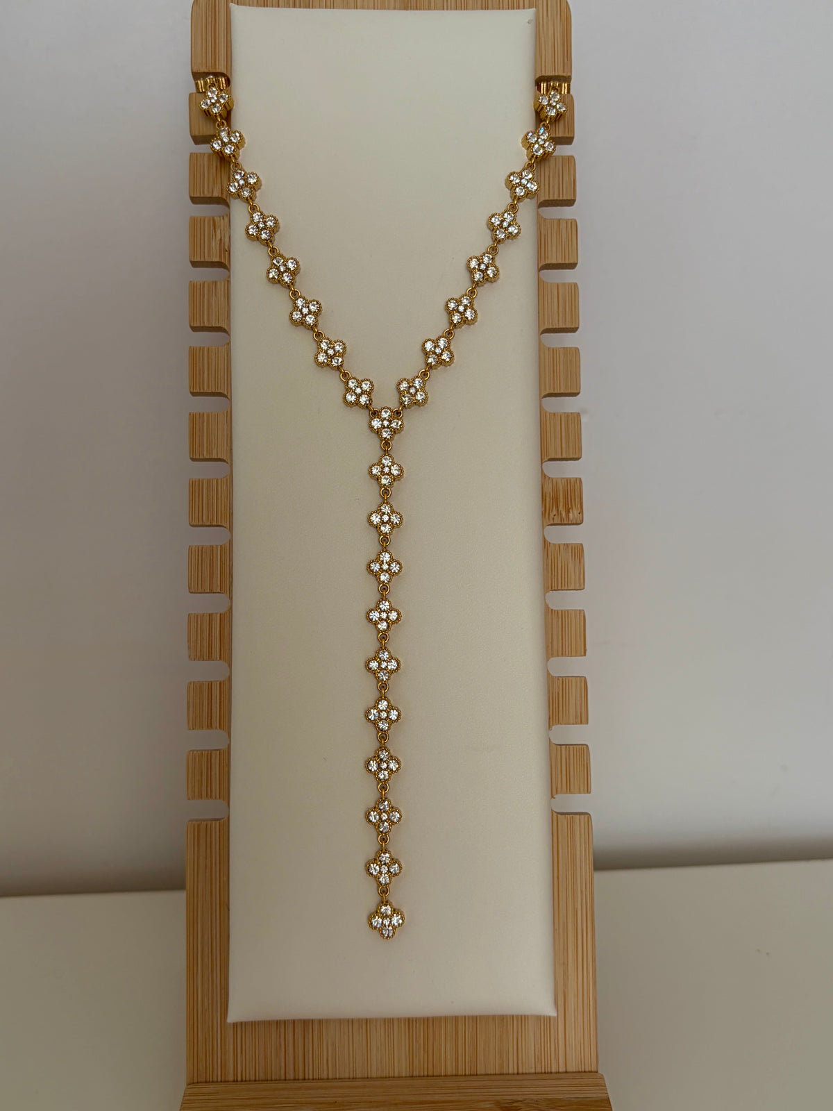 Collier Y Lys blanc